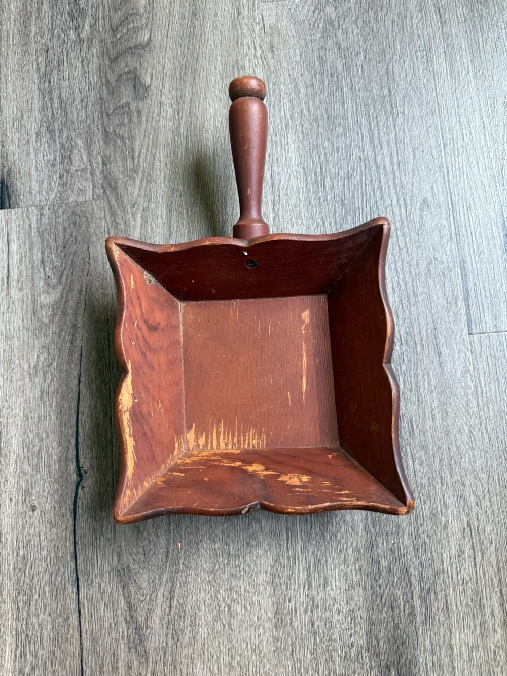 Wooden Serving Scoop in Distressed Brown